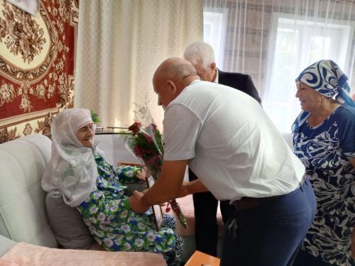 Жительнице села Большая Цильна Дрожжановского района РТ Нурижан Хисамутдиновой исполнилось 90 лет