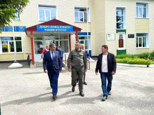 В Дрожжановском районе активно ремонтируют соцобъекты