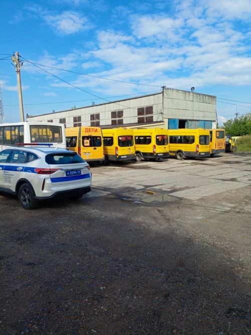 В Дрожжановском районе РТ автоинспекторы проверяют техническое состояние школьных автобусов