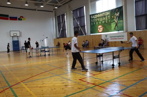 Праздник спорта: в Дрожжановском районе отметили День физкультурника теннисным турниром