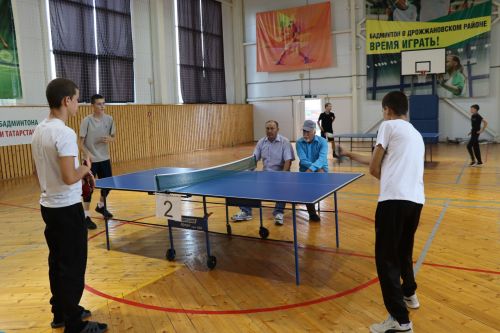 Праздник спорта: в Дрожжановском районе отметили День физкультурника теннисным турниром