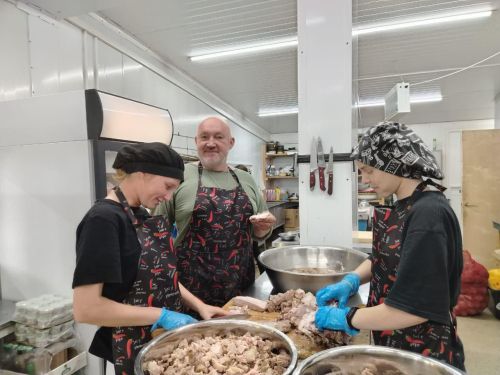 Дрожжановская молодежь осваивает профессии на Камчатке и в Елабуге