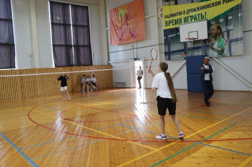 В Дрожжановском районе прошел турнир по бадминтону ко Дню физкультурника
