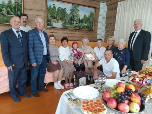 Жительницу села Чувашское Дрожжаное Валентину Кузнецову поздравили с 90-летним юбилеем