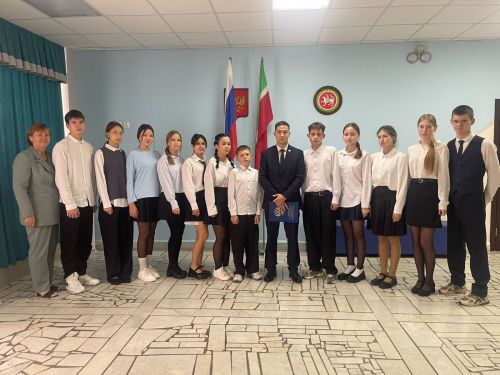 Помощник прокурора Дрожжановского района провел для лицеистов урок кибербезопасности