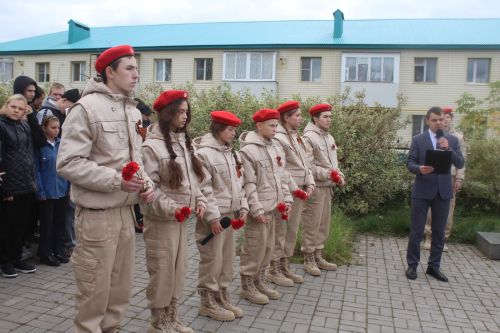 В Дрожжаном прошел митинг, посвященный памяти Героя Социалистического труда