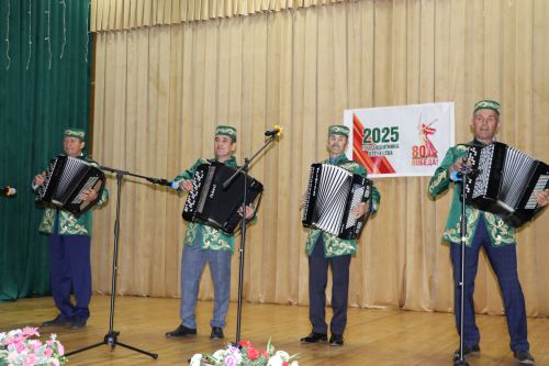 «Уйнагыз, гармуннар!»: в Дрожжановском районе прошел фестиваль памяти гармониста Талгата Фахрутдинова