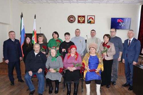 Улым исән, ул минем йөрәгемдә: Чүпрәле районында дәүләт бүләкләре тапшыру тантанасы булды