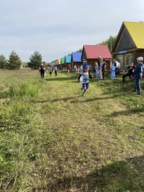 «Осенний кросс» собрал юных легкоатлетов Дрожжановского района