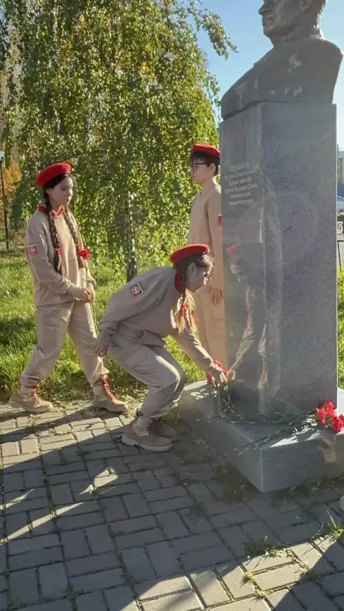 Дрожжановцы почтили память кавалера ордена Трудовой Славы Абулханова