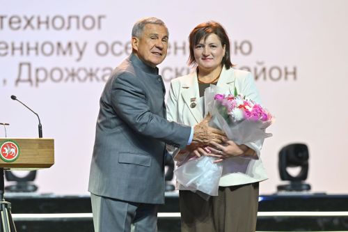 Эндже Саттарова из Дрожжановского района стала заслуженным животноводом Татарстана