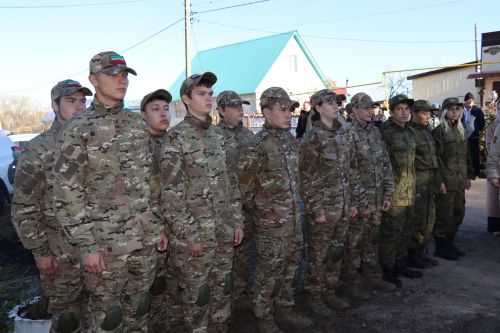 В Дрожжановском районе увековечили память участника СВО Ильнура Яфизова