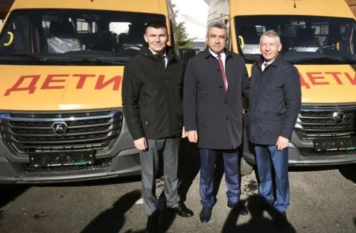 Дрожжановский район получил новый школьный автобус