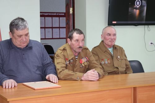 В техникуме Дрожжановского района прошла встреча с ветеранами боевых действий