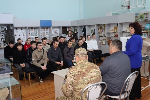 В Дрожжановском районе  прошла встреча с участником СВО, который прибыл в краткосрочный отпуск