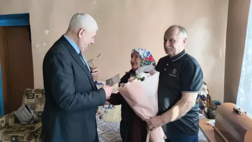 В Дрожжановском районе чествовали двух долгожительниц
