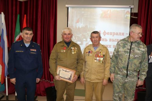 Афганистан ахрăмӗ: манӑҫмӗç çав ҫулсем