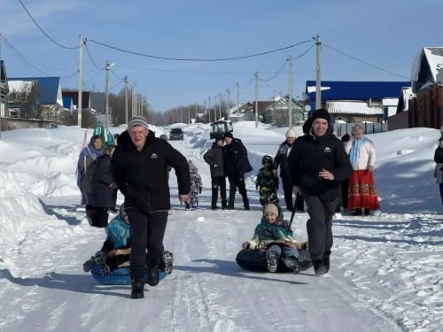 Широкая Масленица шагает по селам Дрожжановского района