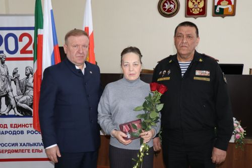 В Дрожжановском районе передали госнаграды родным военнослужащих, проявивших героизм в ходе СВО