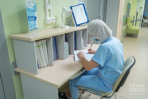 Россиянам разъяснили правила получения больничного после ухода с работы
