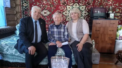 Старейший житель Дрожжановского района отмечает 97-летие
