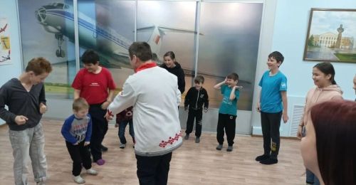 Халăхсен туслăхӗ – пӗрлӗхре