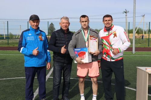 В Дрожжановском районе прошёл открытый турнир по мини-футболу памяти Марата Салахова