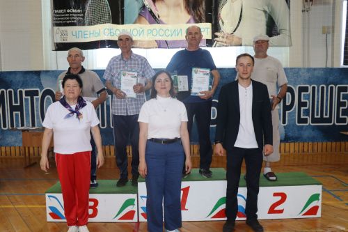 Пенсионеры Дрожжановского района поборолись за выход на республиканскую Спартакиаду