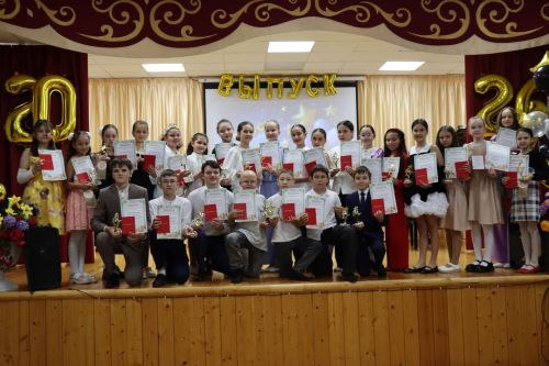 В Дрожжановской детской школе искусств прошёл выпускной вечер