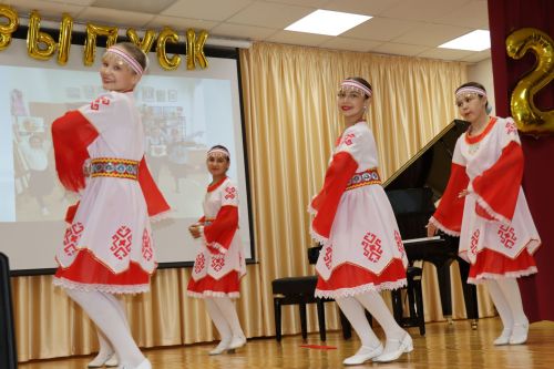 В Дрожжановской детской школе искусств прошёл выпускной вечер