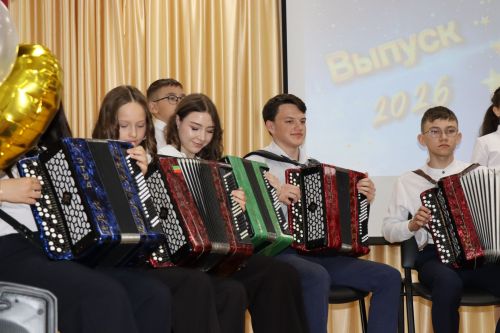 В Дрожжановской детской школе искусств прошёл выпускной вечер