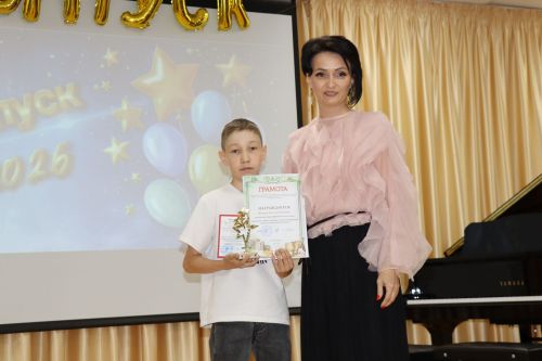 В Дрожжановской детской школе искусств прошёл выпускной вечер