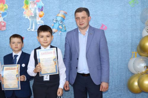 В Дрожжановском районе определили «Ученика года-2026» среди выпускников начальной школы