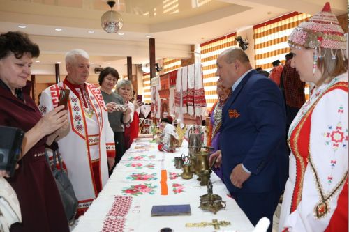 Яланах янра, чăваш чӗлхи!
