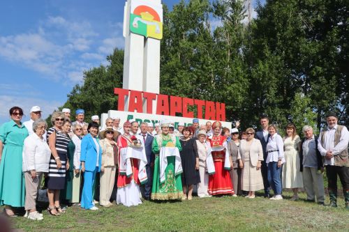 «Активное долголетие — стиль жизни»: в Дрожжановском районе прошёл выездной круглый стол Совета ветеранов Татарстана