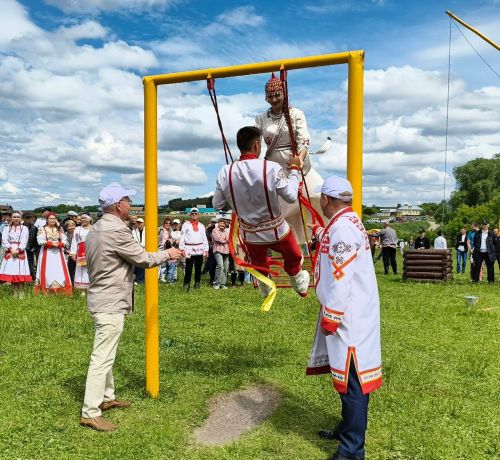 Акатуйра наци кӗвви-юрри янăрарӗ