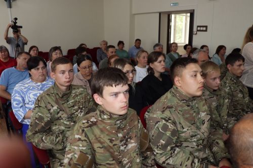 В Дрожжановском районе вручили и передали боевые награды защитникам Отечества