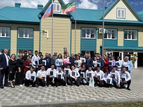 49 студентов Дрожжановского техникума отраслевых технологий получили дипломы