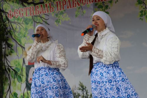 «Троица кӗввисенче»  халӑхăн йӑли-йӗрки палăрать