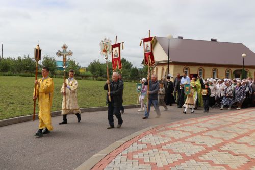 «Троица кӗввисенче»  халӑхăн йӑли-йӗрки палăрать