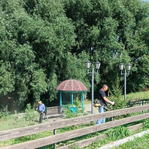 Чистоту и порядок навели в детском парке и возле родника «Абдулхак» в Дрожжановском районе