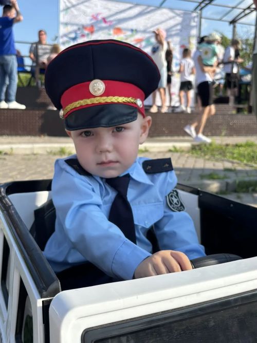 В Дрожжановском районе прошел яркий «Парад колясок – 2026»