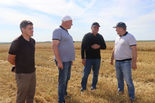 Тыр çи ӗçӗнче  малта пыракансене чысларӗç