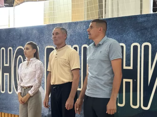 Спортивный десант: бадминтон, футбол и ГТО собрали сельские команды района