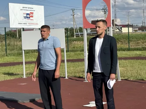 Спортивный десант: бадминтон, футбол и ГТО собрали сельские команды района