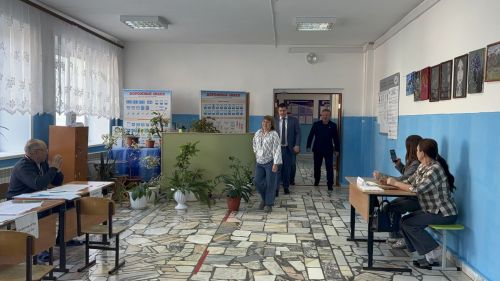 Глава района Марат Гафаров и Марат Ситдиков побывали на избирательных участках муниципалитета