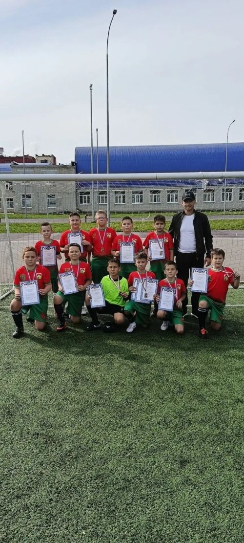 Юные футболисты из Дрожжановского района завоевали бронзу межрегионального турнира