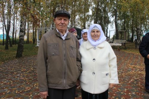 Праздник для старшего поколения в Дрожжаном-2023