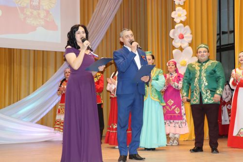 Концерт ко Дню народного единства в Дрожжаном-2023