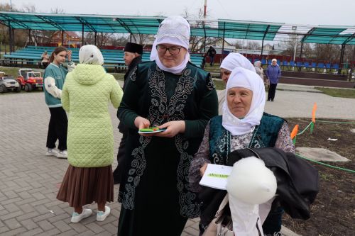 В Ураза байрам в Дрожжаном прошел "Семейный праздник"-2023